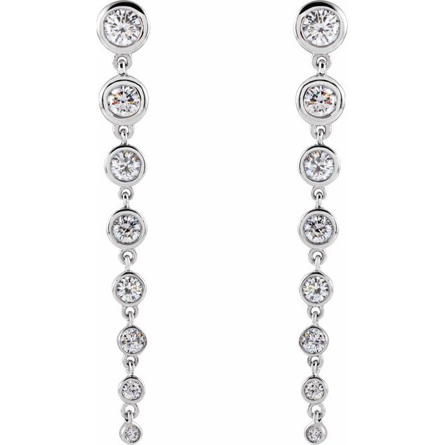 Graduated Lab-Grown Diamond Earrings
